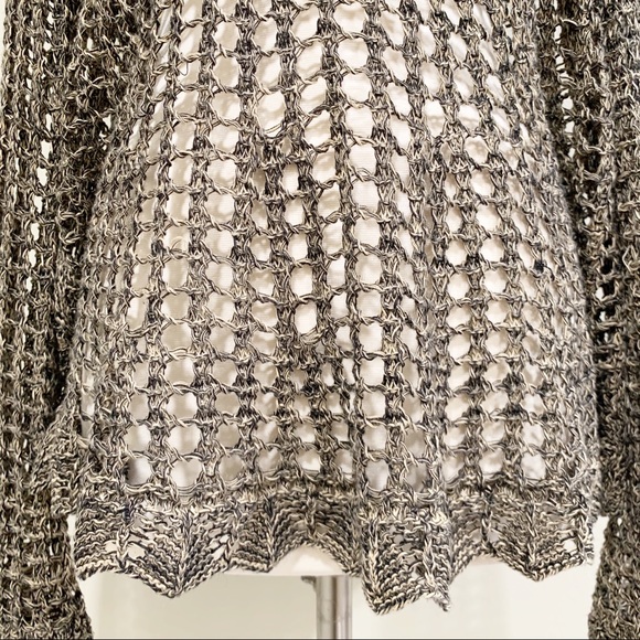 Free People Crochet Top With Bell Sleeves. - Picture 4 of 7